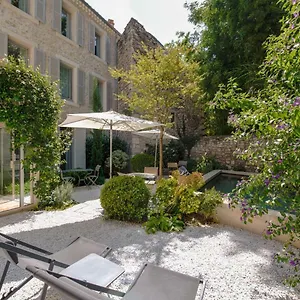 N15 - D'hôtes Et Maison d'hôtes Avignon